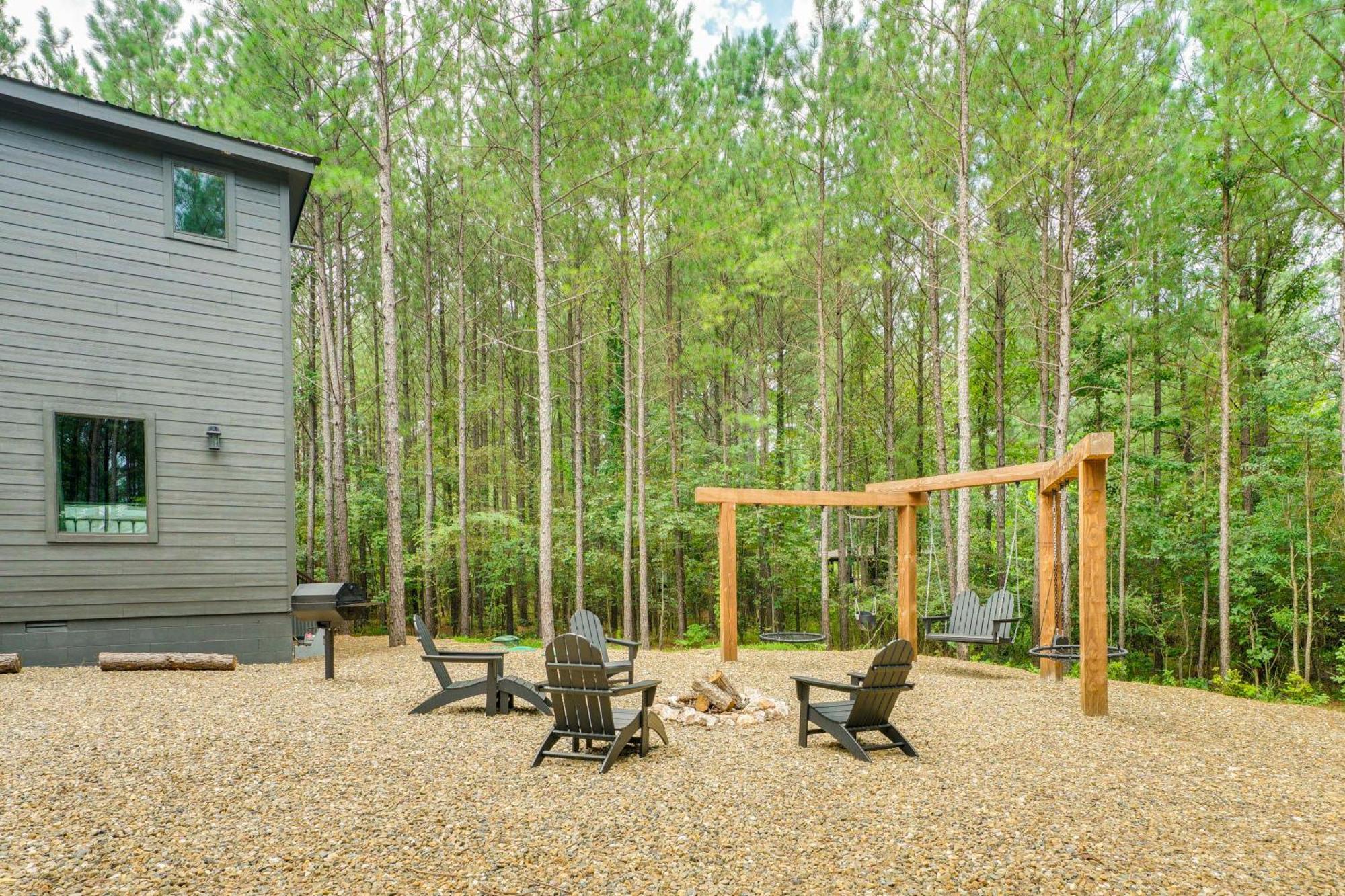 Sutton Ridge Cabin Rental Hot Tub And Swing Set! โบรคเคนโบว์ ภายนอก รูปภาพ