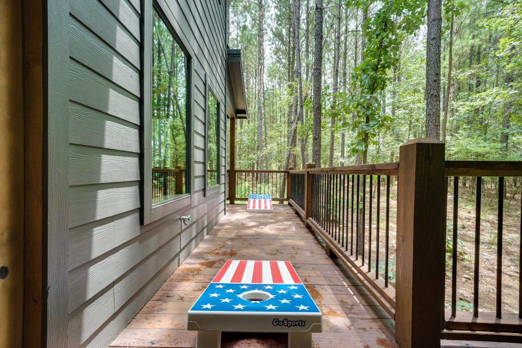 Sutton Ridge Cabin Rental Hot Tub And Swing Set! โบรคเคนโบว์ ภายนอก รูปภาพ