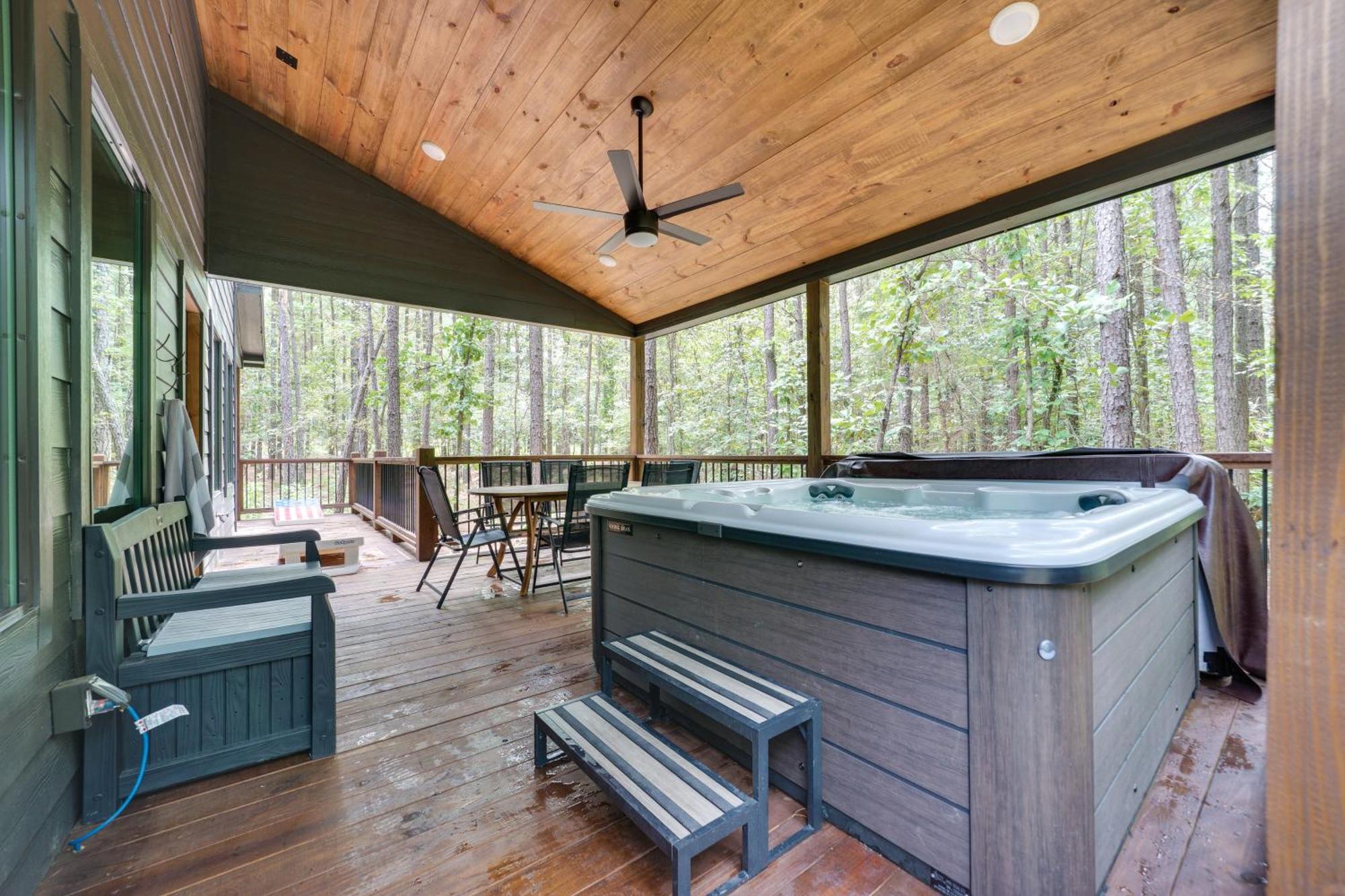 Sutton Ridge Cabin Rental Hot Tub And Swing Set! โบรคเคนโบว์ ภายนอก รูปภาพ